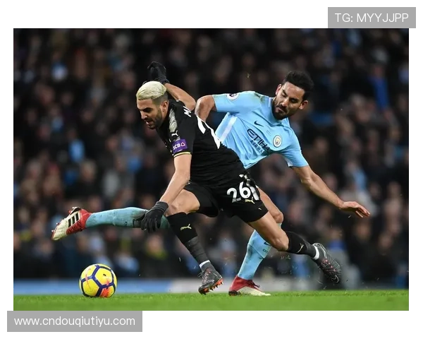 最新版本斗球app下载ios平台让你轻松掌握足球技巧